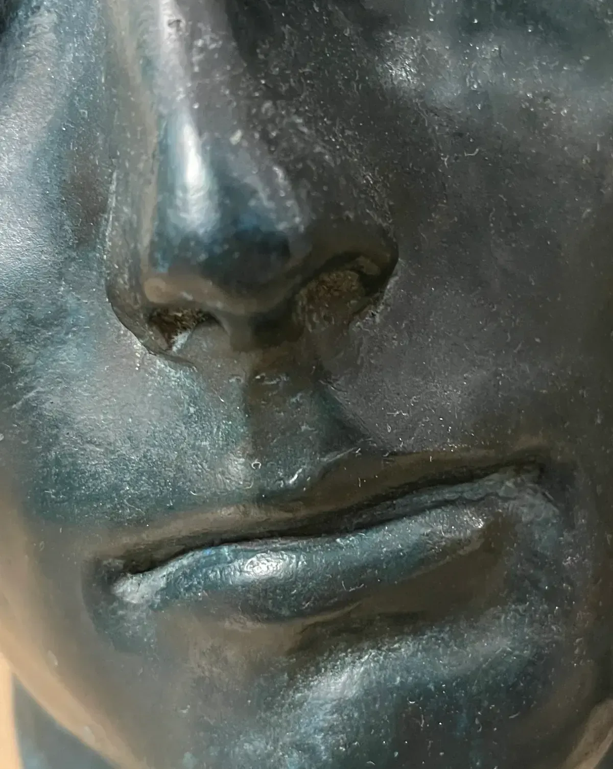Centurione I — face detail, dark patina — Igor Mitoraj — 1987